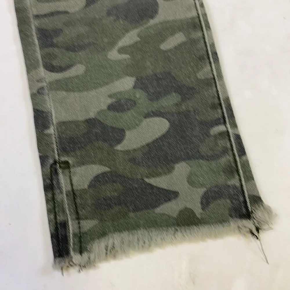Mud Pie Women's Rory Green‎ Camo Jeans size Small D30